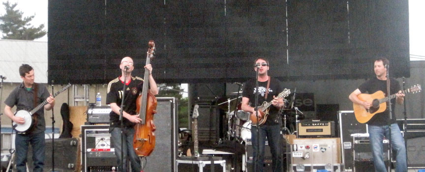 Yonder Mountain String Band - Legend Vallet 2011